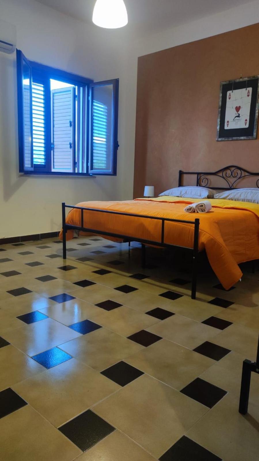 Bed and Breakfast Casa Di Mitri Carini Esterno foto